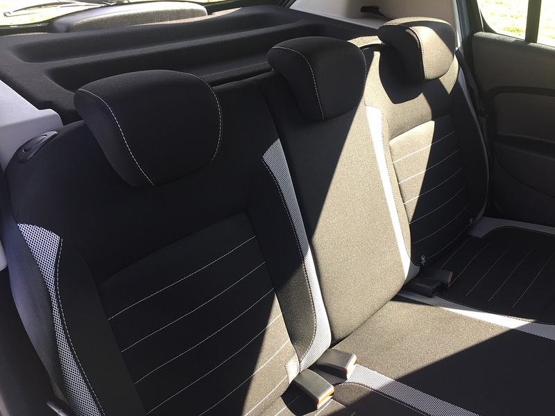 Dacia 1.5 dCi Laureate Hatchback 5dr Diesel Manual Euro 6 (s/s) (90 ps)