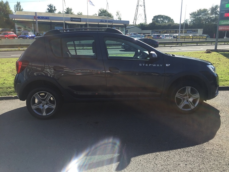 Dacia 1.5 dCi Laureate Hatchback 5dr Diesel Manual Euro 6 (s/s) (90 ps)