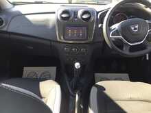 Dacia 1.5 dCi Laureate Hatchback 5dr Diesel Manual Euro 6 (s/s) (90 ps)