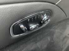 Aston Martin 5.2 V12 Coupe 2dr Petrol Auto Euro 6 (s/s) (608 ps)