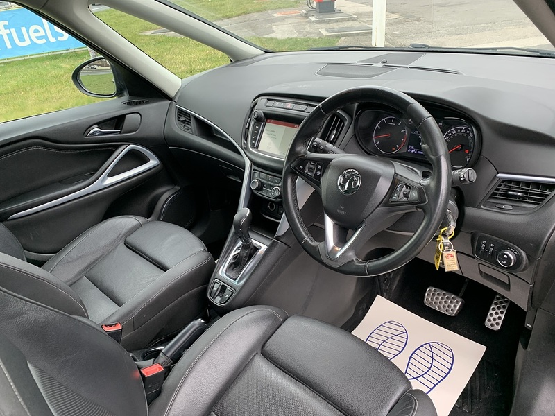 Vauxhall 1.4i Turbo SRi Nav MPV 5dr Petrol Auto Euro 6 (140 ps)