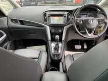 Vauxhall 1.4i Turbo SRi Nav MPV 5dr Petrol Auto Euro 6 (140 ps)