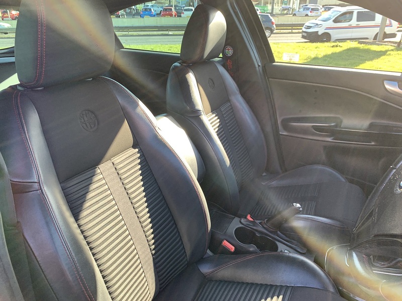 Alfa Romeo 1750 TBi Cloverleaf Hatchback 5dr Petrol Manual Euro 5 (235 bhp)