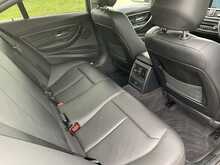 BMW 2.0 320d Luxury Saloon 4dr Diesel Manual xDrive Euro 5 (s/s) (184 ps)