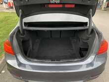 BMW 2.0 320d Luxury Saloon 4dr Diesel Manual xDrive Euro 5 (s/s) (184 ps)