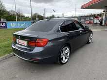 BMW 2.0 320d Luxury Saloon 4dr Diesel Manual xDrive Euro 5 (s/s) (184 ps)