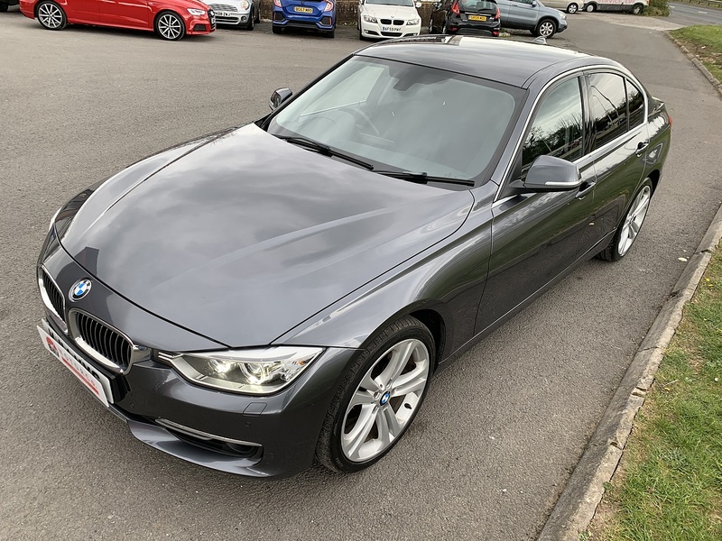 BMW 2.0 320d Luxury Saloon 4dr Diesel Manual xDrive Euro 5 (s/s) (184 ps)