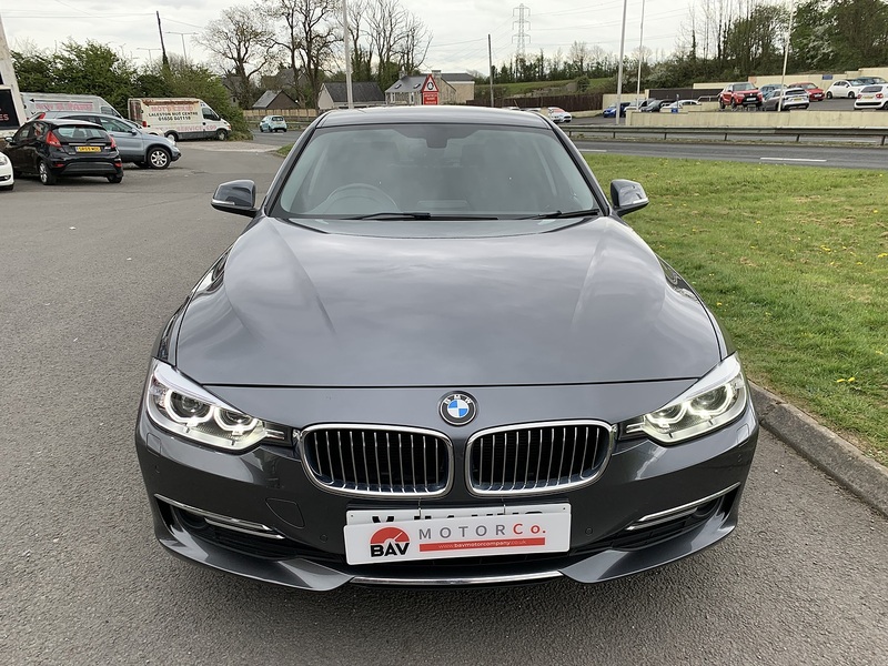 BMW 2.0 320d Luxury Saloon 4dr Diesel Manual xDrive Euro 5 (s/s) (184 ps)