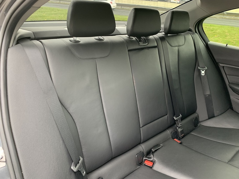 BMW 2.0 320d Luxury Saloon 4dr Diesel Manual xDrive Euro 5 (s/s) (184 ps)