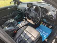 Audi 2.5 TFSI Sportback 5dr Petrol S Tronic quattro Euro 6 (s/s) (Nav) (367 ps)