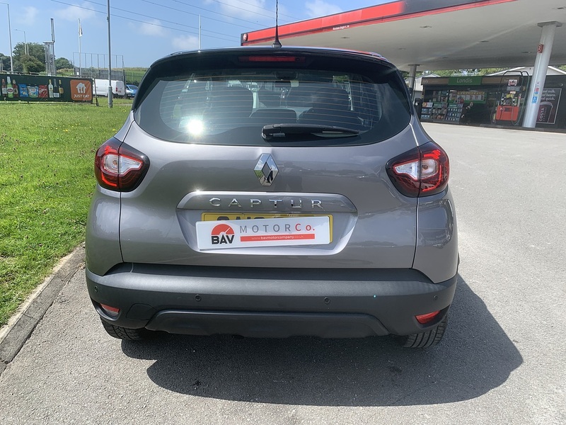 Renault 0.9 TCe ENERGY Play SUV 5dr Petrol Manual Euro 6 (s/s) (90 ps)