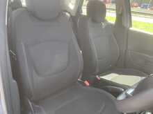 Renault 0.9 TCe ENERGY Play SUV 5dr Petrol Manual Euro 6 (s/s) (90 ps)