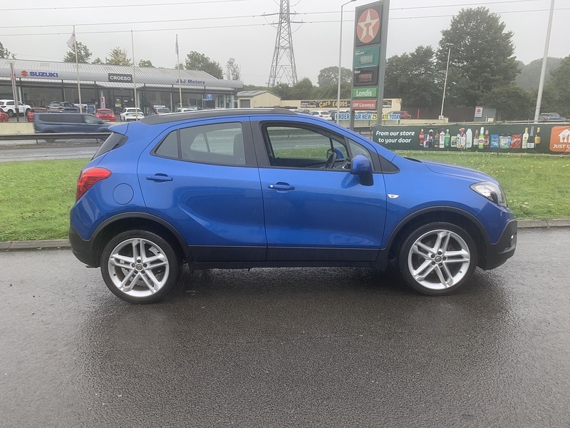 Vauxhall 1.7 CDTi Tech Line SUV 5dr Diesel Manual 2WD Euro 5 (s/s) (130 ps)
