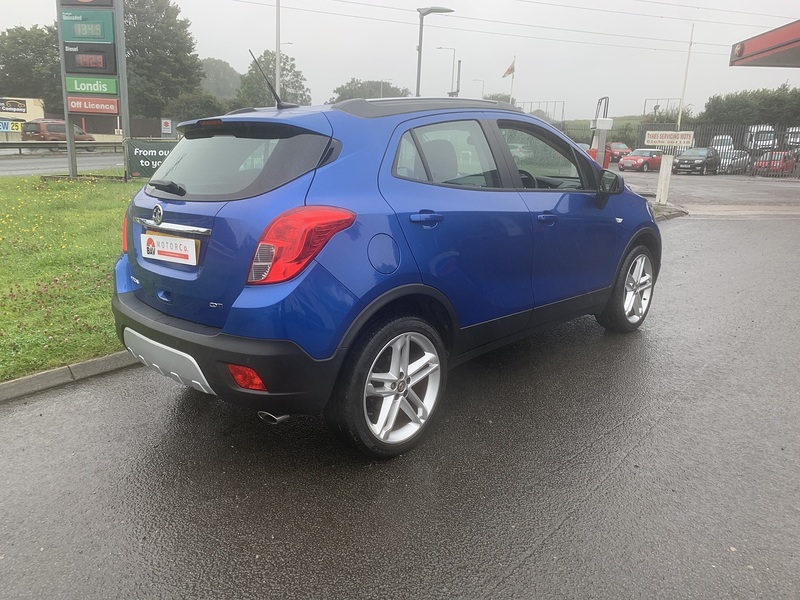 Vauxhall 1.7 CDTi Tech Line SUV 5dr Diesel Manual 2WD Euro 5 (s/s) (130 ps)