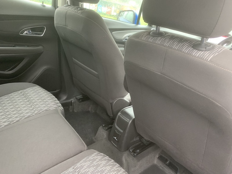 Vauxhall 1.7 CDTi Tech Line SUV 5dr Diesel Manual 2WD Euro 5 (s/s) (130 ps)