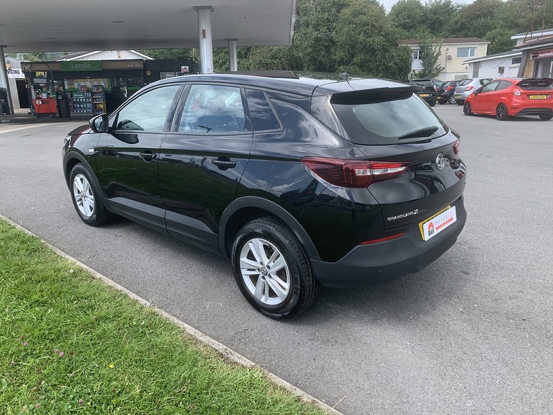 Vauxhall 1.5 Turbo D BlueInjection SE SUV 5dr Diesel Manual Euro 6 (s/s) (130 ps)