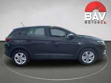 Vauxhall 1.5 Turbo D BlueInjection SE SUV 5dr Diesel Manual Euro 6 (s/s) (130 ps)