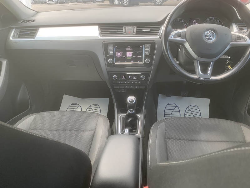 Skoda 1.2 TSI SE Tech Hatchback 5dr Petrol Manual Euro 6 (s/s) (110 ps)