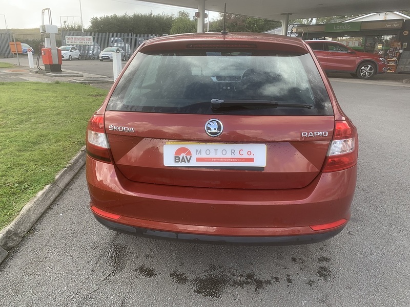 Skoda 1.2 TSI SE Tech Hatchback 5dr Petrol Manual Euro 6 (s/s) (110 ps)