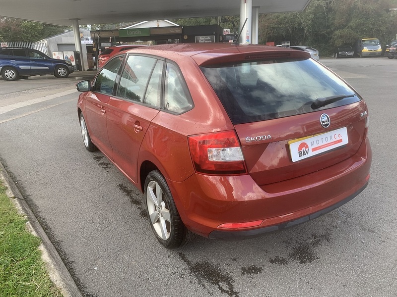 Skoda 1.2 TSI SE Tech Hatchback 5dr Petrol Manual Euro 6 (s/s) (110 ps)