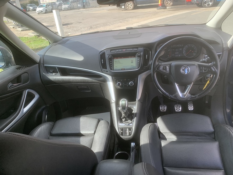 Vauxhall 1.4i Turbo SRi Nav MPV 5dr Petrol Manual Euro 6 (140 ps)