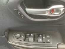 Jeep M-Jet Limited 2.0 5dr Estate Manual Diesel