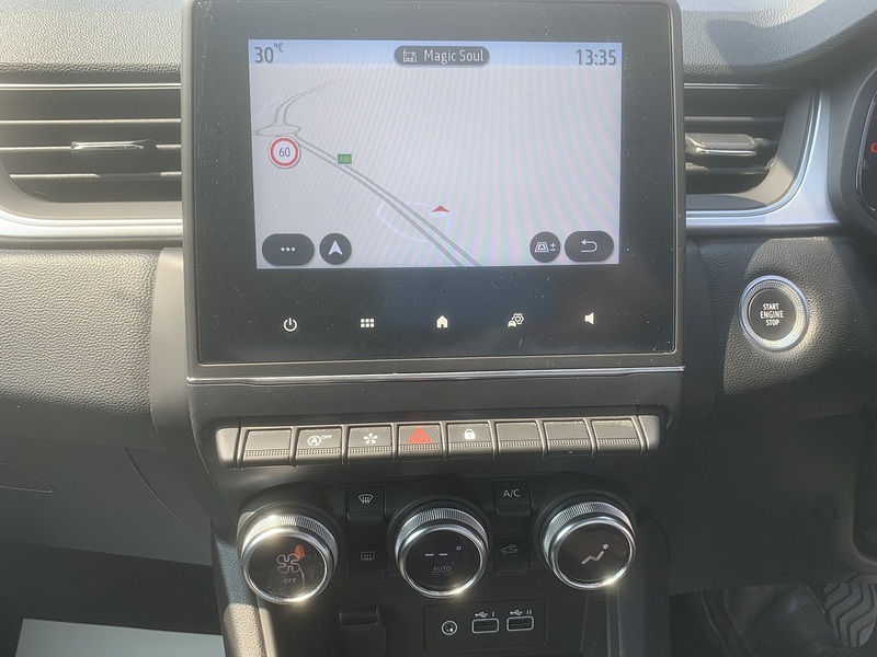 Renault 1.0 TCe techno SUV 5dr Petrol Manual Euro 6 (s/s) (90 ps)