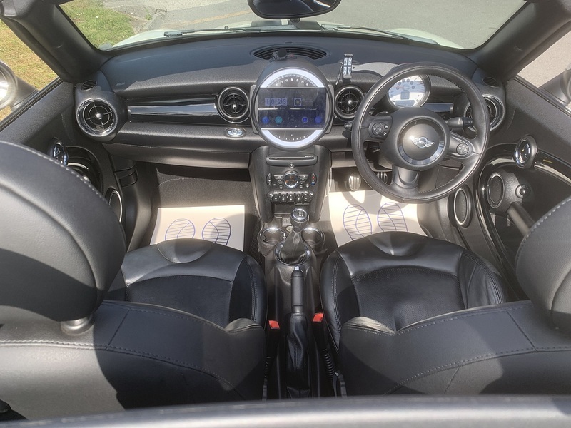 MINI 1.6 Cooper S Convertible 2dr Petrol Manual Euro 5 (s/s) (184 ps)