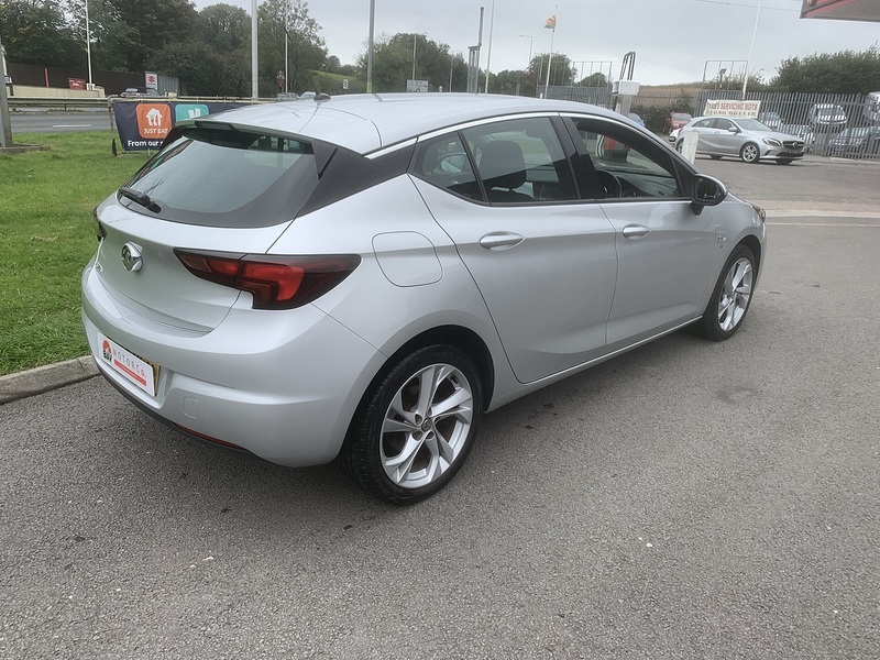 Vauxhall 1.2 Turbo SRi Hatchback 5dr Petrol Manual Euro 6 (s/s) (145 ps)