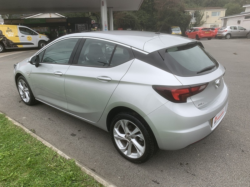 Vauxhall 1.2 Turbo SRi Hatchback 5dr Petrol Manual Euro 6 (s/s) (145 ps)