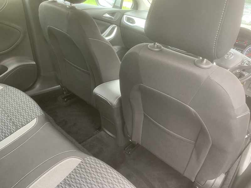 Vauxhall 1.2 Turbo SRi Hatchback 5dr Petrol Manual Euro 6 (s/s) (145 ps)