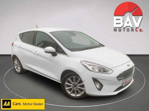 Ford 1.0T EcoBoost Titanium Hatchback 5dr Petrol Manual Euro 6 (s/s) (125 ps)