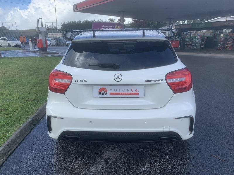 Mercedes-Benz 2.0 A45 AMG Hatchback 5dr Petrol SpdS DCT 4MATIC Euro 6 (s/s) (360 ps)