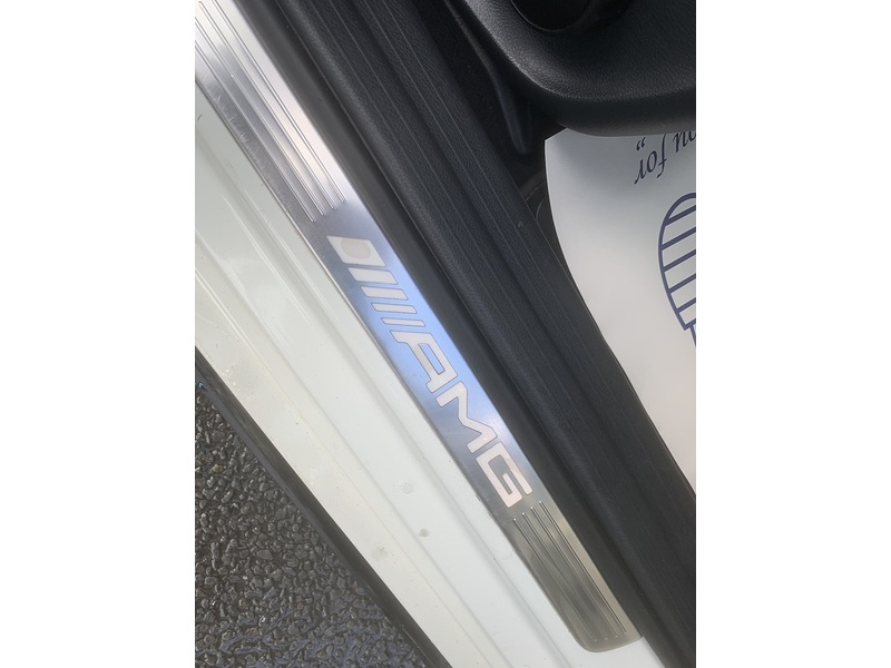 Mercedes-Benz 2.0 A45 AMG Hatchback 5dr Petrol SpdS DCT 4MATIC Euro 6 (s/s) (360 ps)