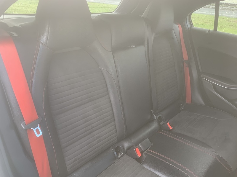 Mercedes-Benz 2.0 A45 AMG Hatchback 5dr Petrol SpdS DCT 4MATIC Euro 6 (s/s) (360 ps)