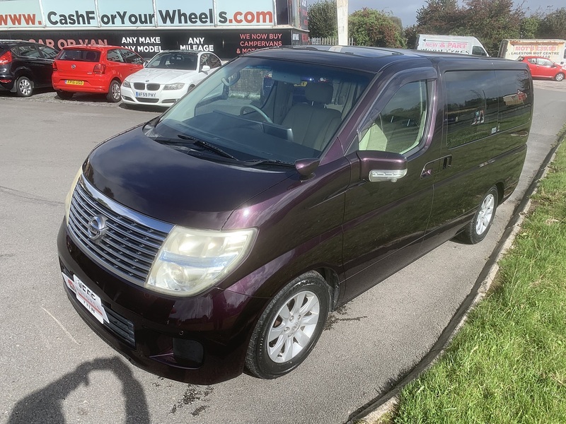 Nissan Nissan El Grande 2.5 V6 Automatic Petrol