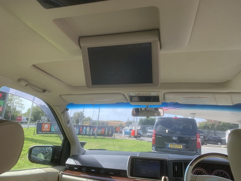 Nissan Nissan El Grande 2.5 V6 Automatic Petrol