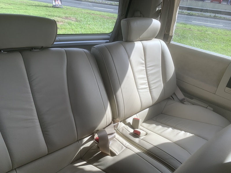 Nissan Nissan El Grande 2.5 V6 Automatic Petrol