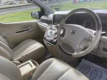 Nissan Nissan El Grande 2.5 V6 Automatic Petrol