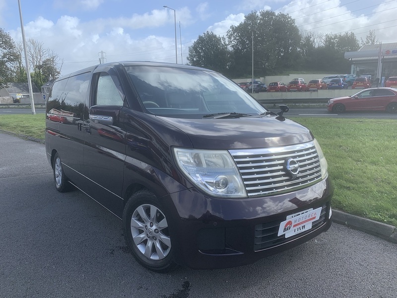 Nissan Nissan El Grande 2.5 V6 Automatic Petrol