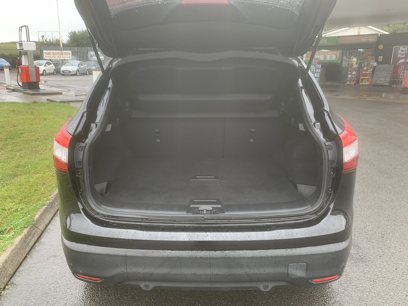 Nissan 1.5 dCi n-tec+ SUV 5dr Diesel Manual 2WD Euro 5 (s/s) (110 ps)