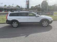 Volvo D5 Se Nav Awd 2.4 5dr Esta  te Automatic Diesel