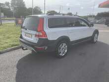 Volvo D5 Se Nav Awd 2.4 5dr Esta  te Automatic Diesel