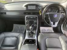 Volvo D5 Se Nav Awd 2.4 5dr Esta  te Automatic Diesel