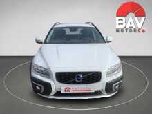 Volvo D5 Se Nav Awd 2.4 5dr Esta  te Automatic Diesel