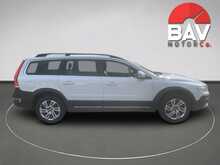 Volvo D5 Se Nav Awd 2.4 5dr Esta  te Automatic Diesel