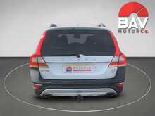 Volvo D5 Se Nav Awd 2.4 5dr Esta  te Automatic Diesel