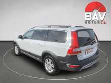 Volvo D5 Se Nav Awd 2.4 5dr Esta  te Automatic Diesel