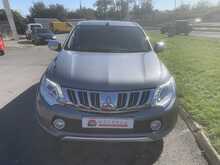 Mitsubishi 2.4 DI-D DC Barbarian Pickup Double Cab 4dr Diesel Auto 4WD Euro 5 (178 ps)