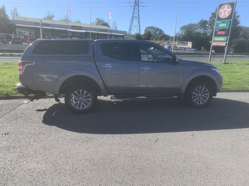 Mitsubishi 2.4 DI-D DC Barbarian Pickup Double Cab 4dr Diesel Auto 4WD Euro 5 (178 ps)